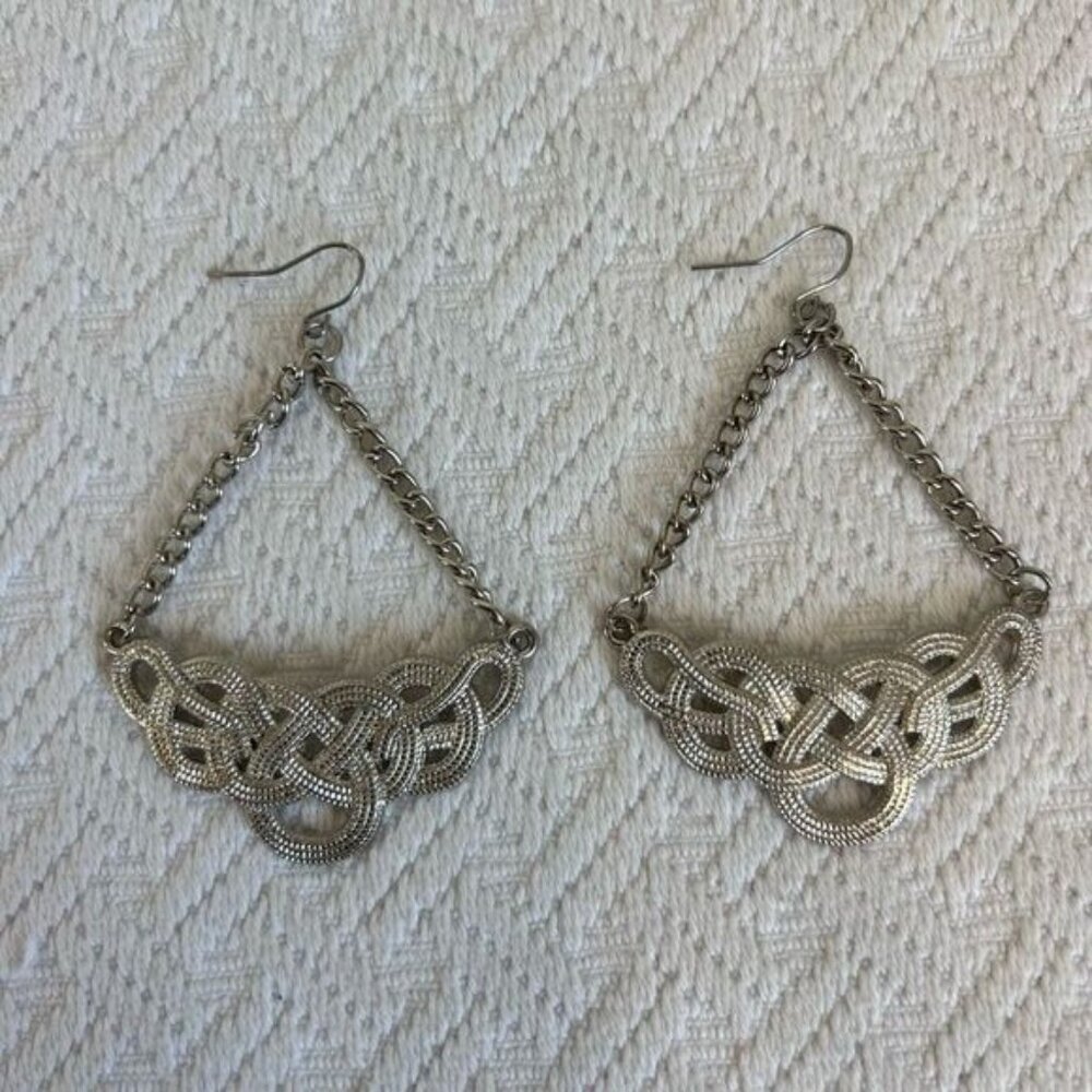 Vintage Silver Tone Infinity Loops Chandelier Style Necklace Statement Earrings